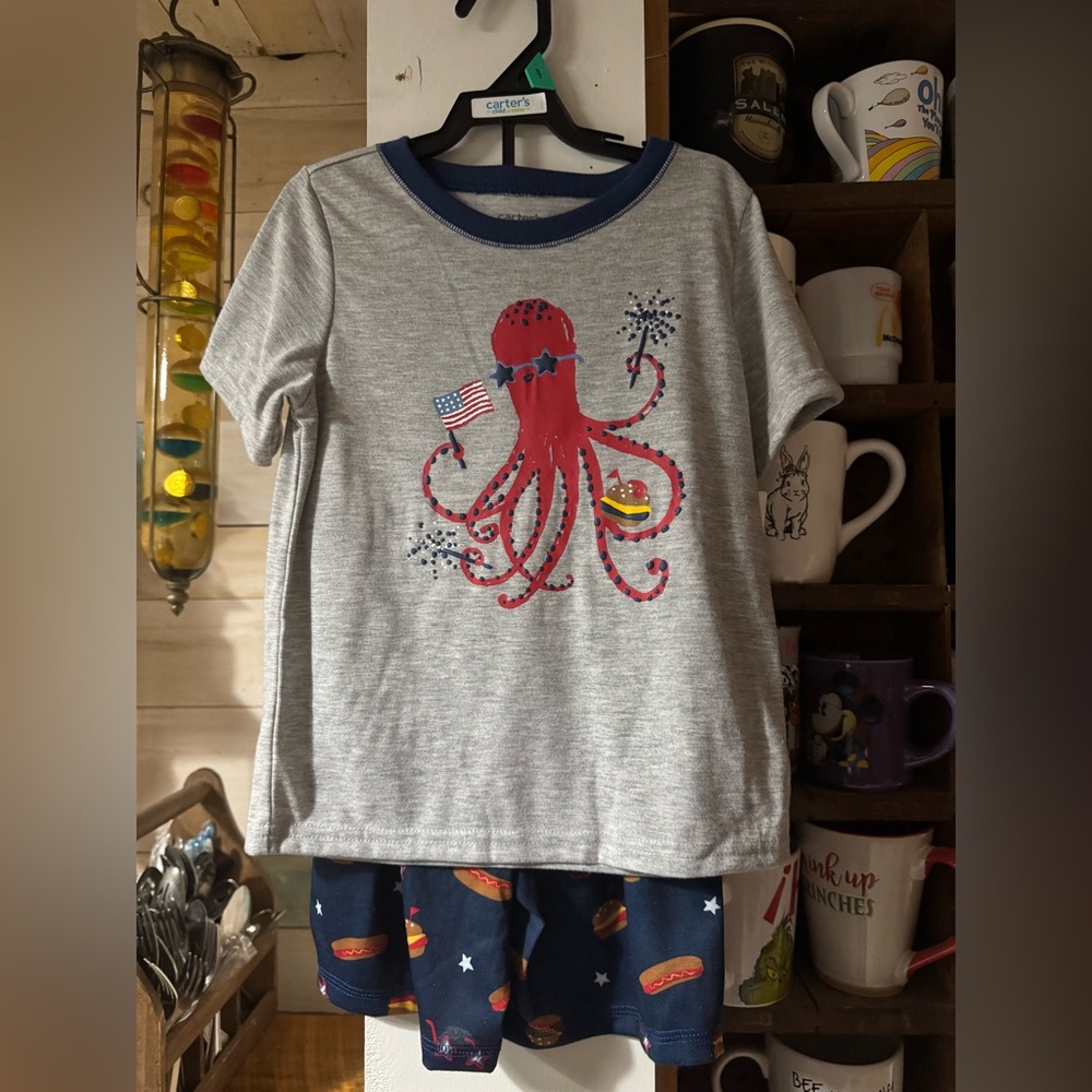 Carter’s Patriotic USA Octopus Americana Matching Shorts & T shirt Size 5T